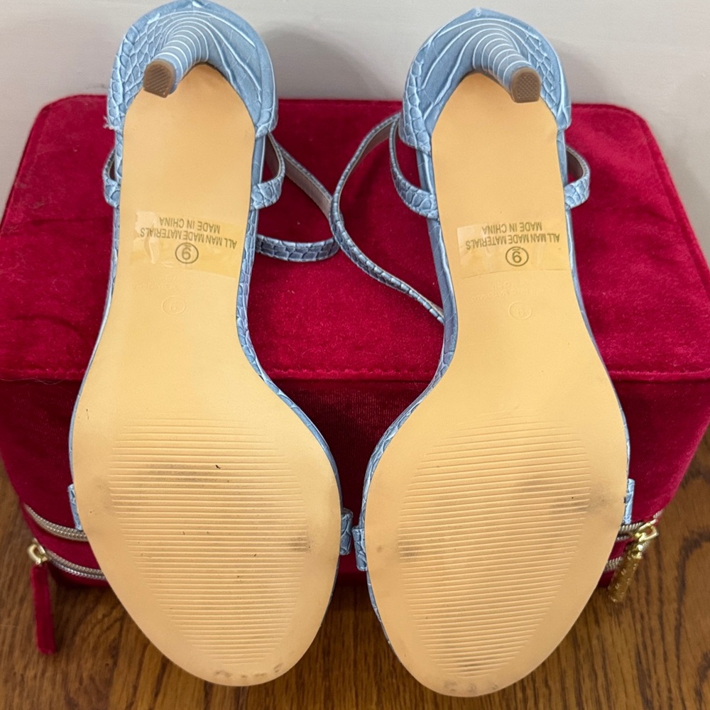 Lulu's Light Blue Croc-Texture Heels - Picture 7 of 9